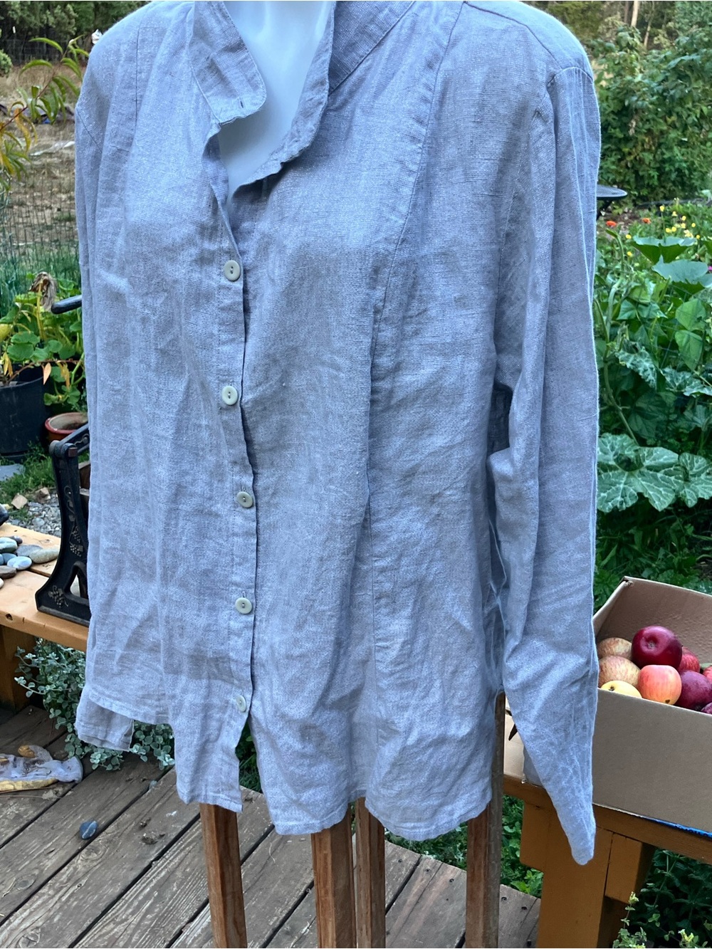 FLAX 3G xxl vintage pale blue/ gray splaying shirt with silver metallic accents